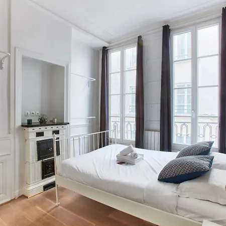 Appartamento Bnbnook - Unique 1br Steps From Montorgueil Parigi